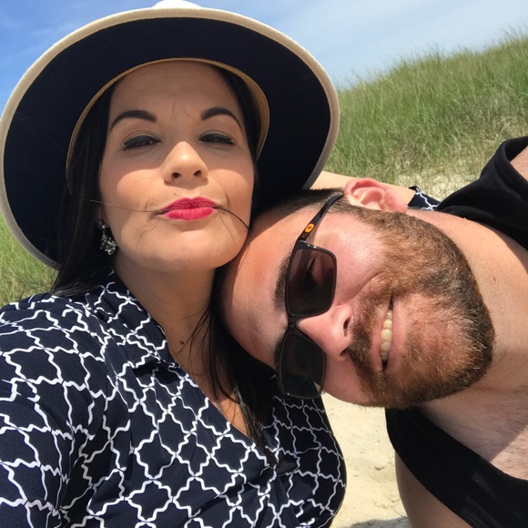 Meet your Posher, Felicia - Picture 5 of 8